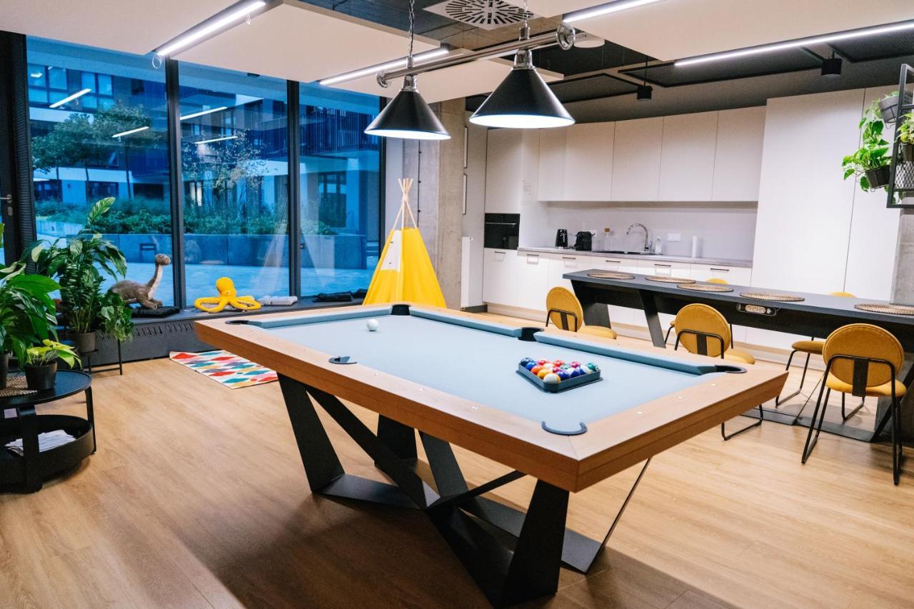 Prestige - Two-level Loft, 72m2, 1000mbs Internet, Parking, Gym - By Rentujemy Apartament