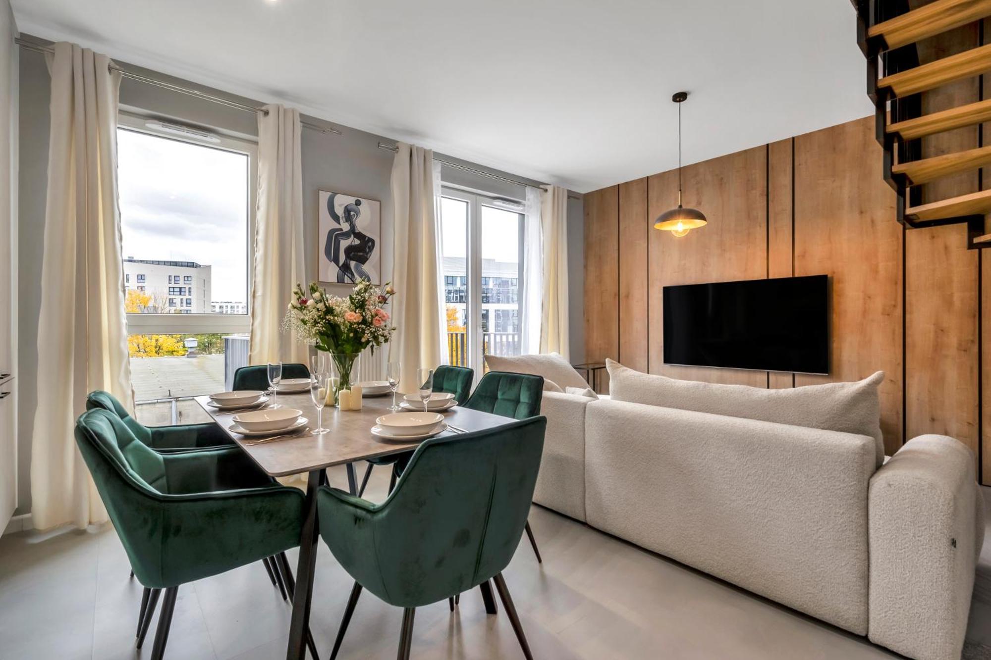 Apartament Prestige - Two-level Loft, 72m2, 1000mbs Internet, Parking, Gym - By Rentujemy Warszawa