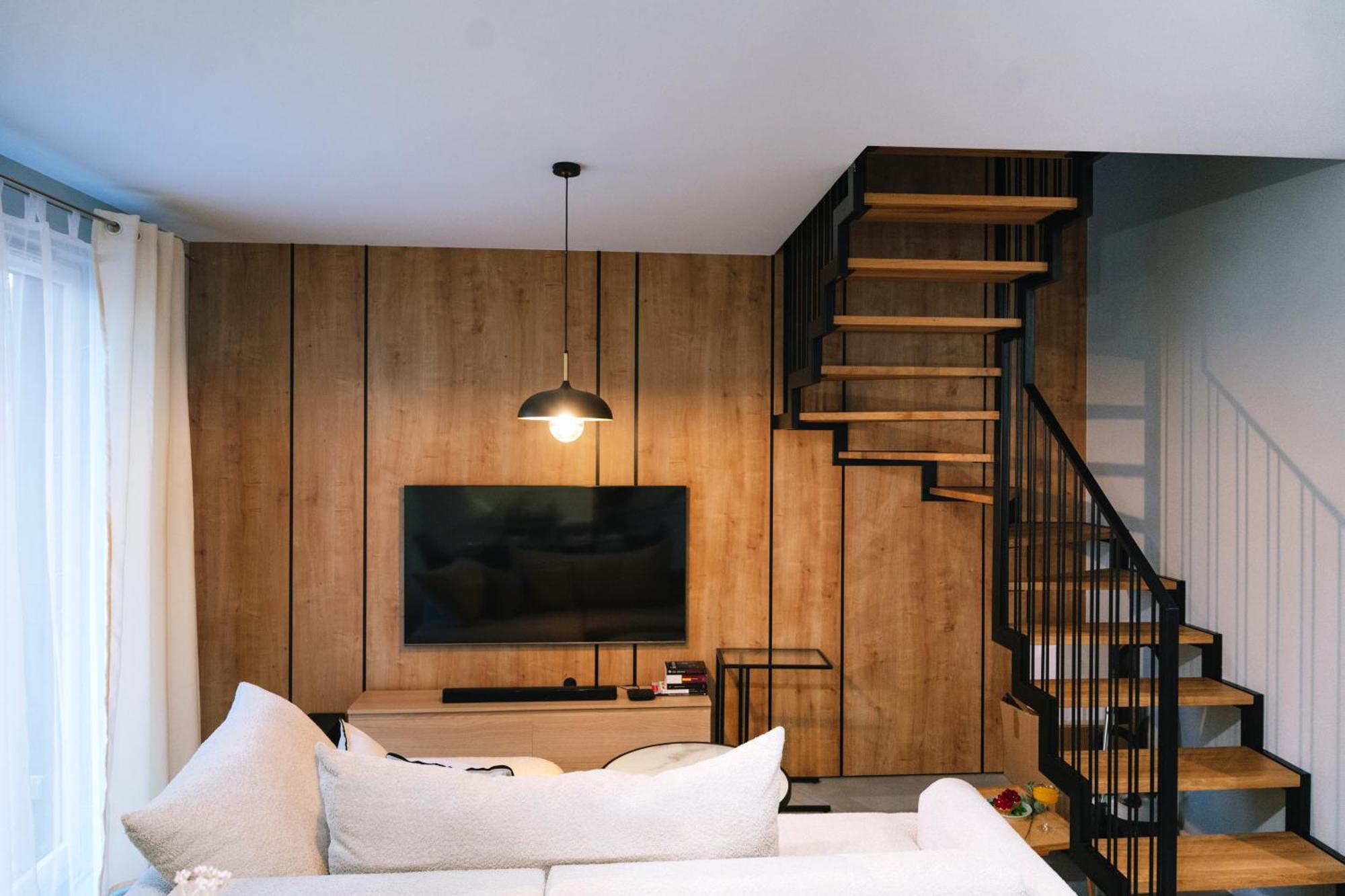 Apartament Prestige - Two-level Loft, 72m2, 1000mbs Internet, Parking, Gym - By Rentujemy